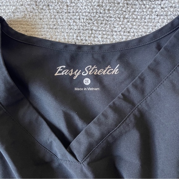 Easy stretch Black V-Neck women’s scrub top Shirt size 2XL - Picture 5 of 5